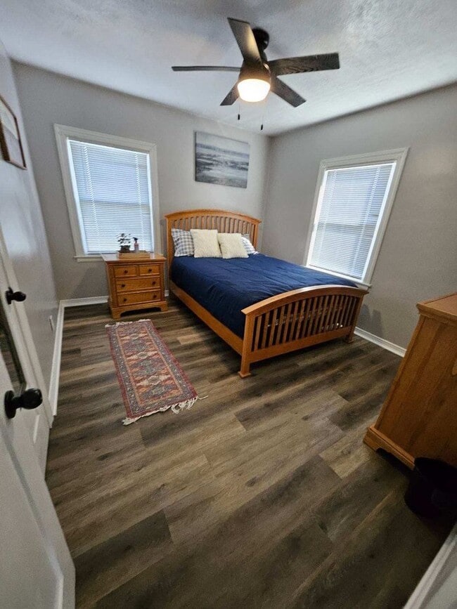 Building Photo - 2244 Park St