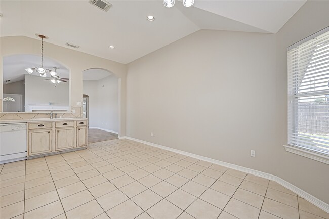 Building Photo - 5602 Eagle Sky Blvd