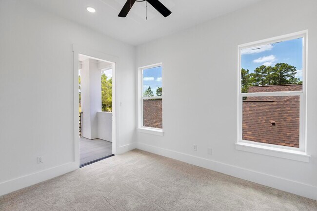 Building Photo - 114 Bentwood Dr