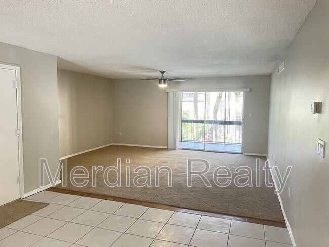 Building Photo - 602 Orange Dr