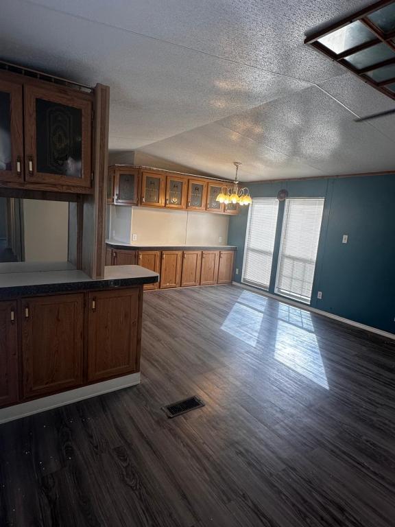 Building Photo - 2709 Xalapa St