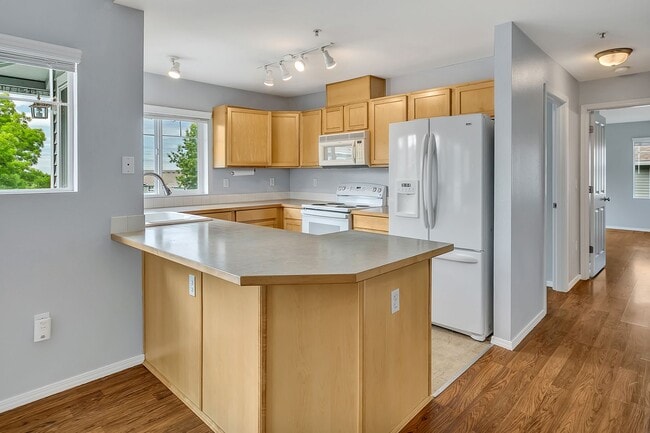 Building Photo - 2 Bed 1 Bath Condo in Lakeland Hills