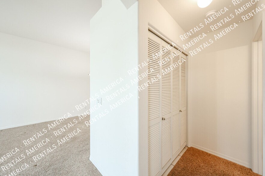 Building Photo - 6730 E Hermosa Vista Dr