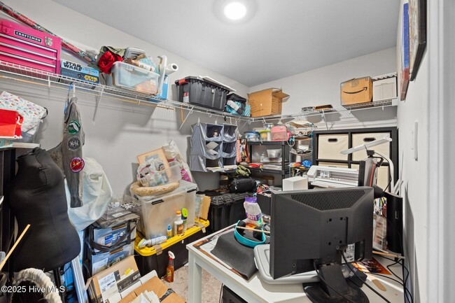 Building Photo - 1009 Kingfish Way