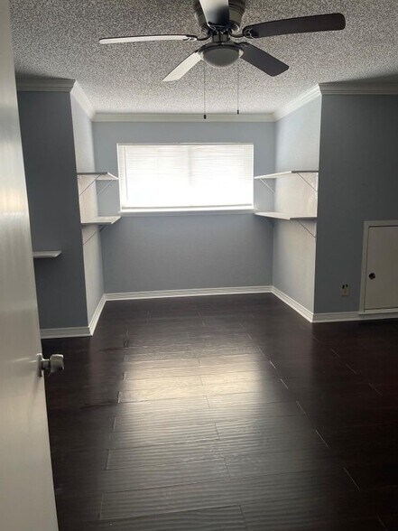 Building Photo - 7614 Miller Glen Ln