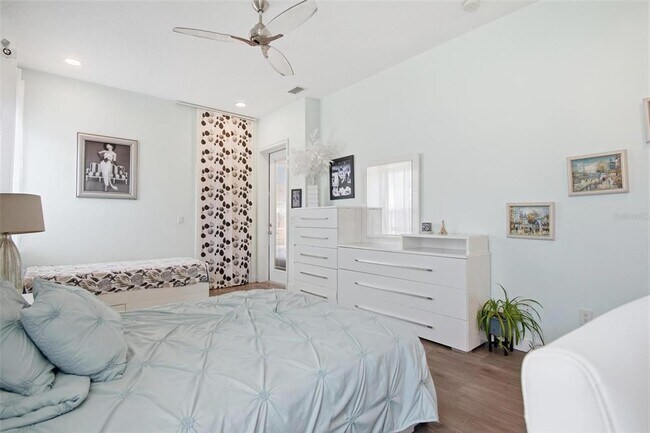 Building Photo - 118 Whispering Pine Dr