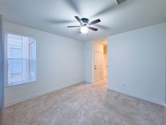 Building Photo - Beautiful 2bd 2bath Luxury Apartment in Torrance