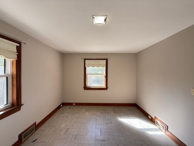 Building Photo - 3241 Harper Rd