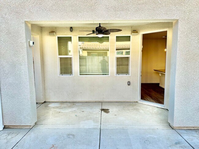 Building Photo - Newly Built 3/2.5 Bonadelle Home in Riverstone Community