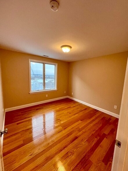 Building Photo - 31 Rand St