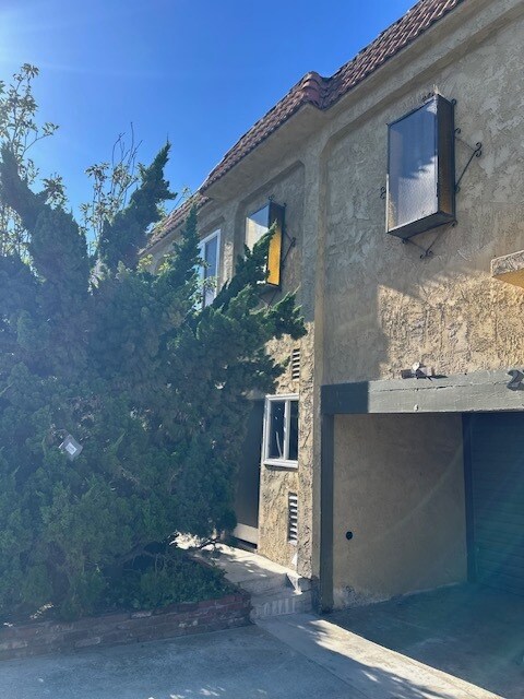 Building Photo - 2728 3rd St