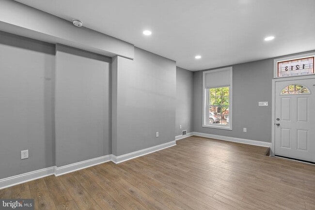 Building Photo - 1213 Washington Blvd