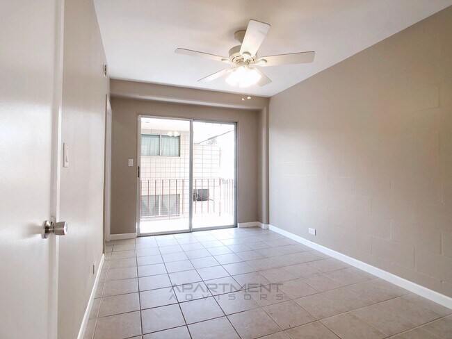 Building Photo - 2543 Kuhio Ave.