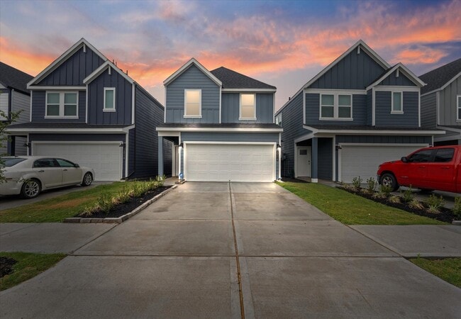 Building Photo - 10116 Penryn Frst Trl