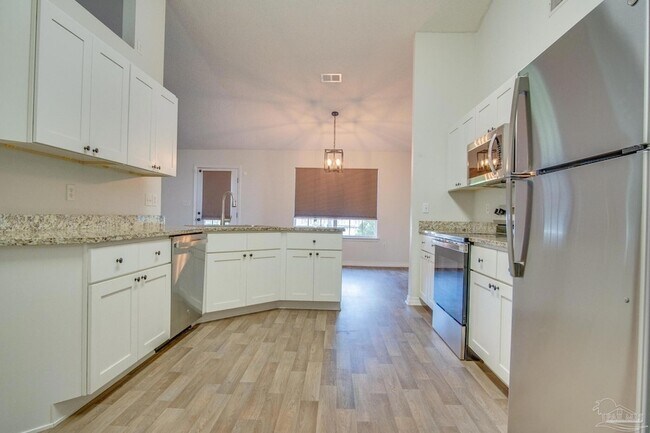 Building Photo - 2136 Ainsdale Ct