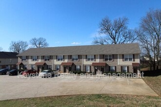 Building Photo - 2300 Raleigh Ct
