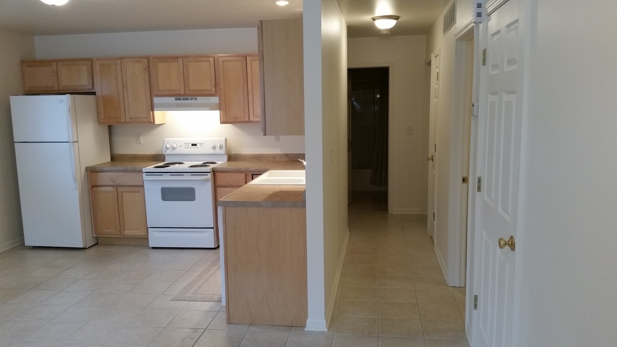 Building Photo - 2115 La Mar Ave