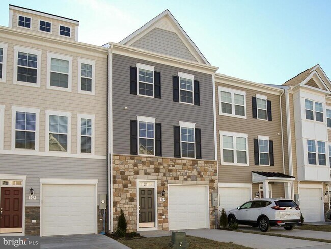 Building Photo - 107 Alderman Wy