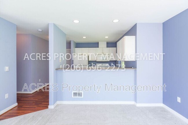 Building Photo - 524 6th Ave W