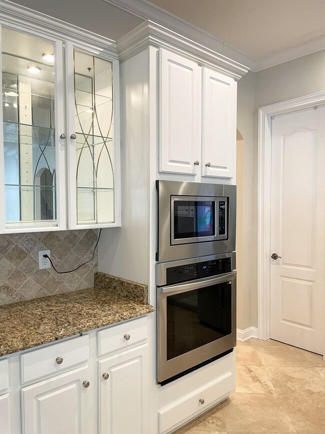 Building Photo - Single Family home is Deercreek