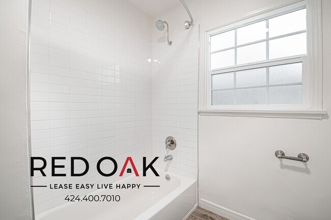 Building Photo - 2601 W 48th St