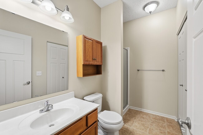 Building Photo - 6368 Manchester Ave NE