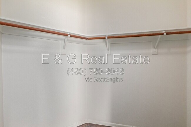 Building Photo - 8651 N 107th Dr