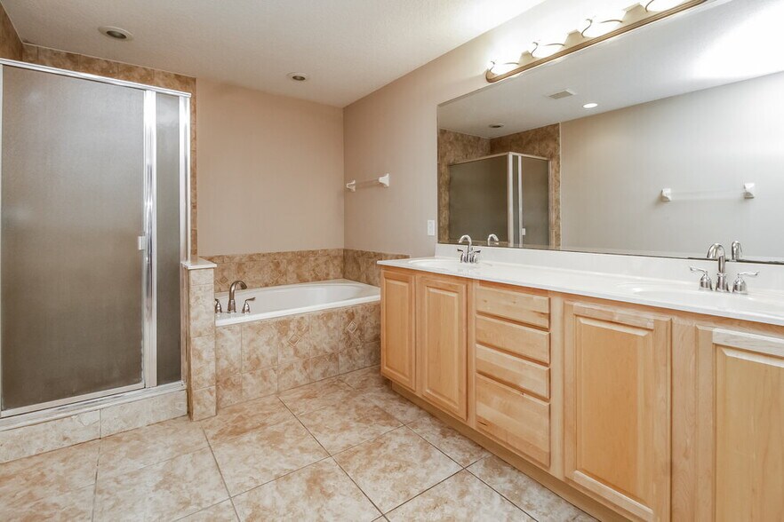Building Photo - 1239 Juniper Hammock St