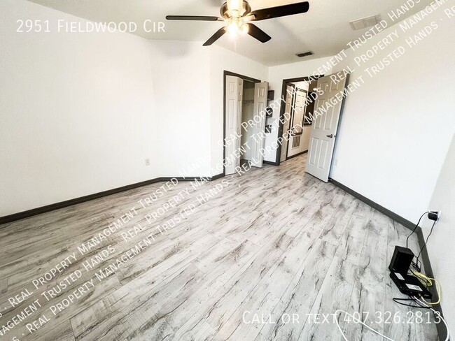 Building Photo - Modern 3-Bedroom Townhome for Rent in St. ...