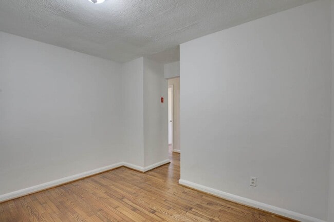 Building Photo - 106 Woodhaven Rd