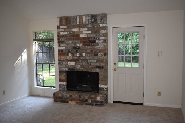 Building Photo - 4006 Sweet Gum Trail