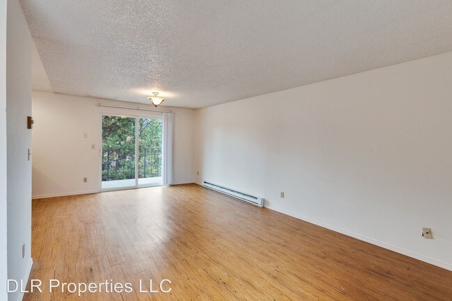 Building Photo - 1001 Emma Ave