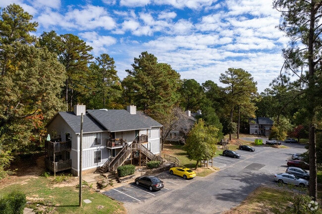 Building Photo - Sweetbriar