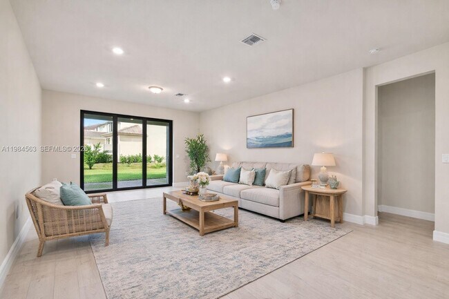 Building Photo - 8185 Tailshot Ct