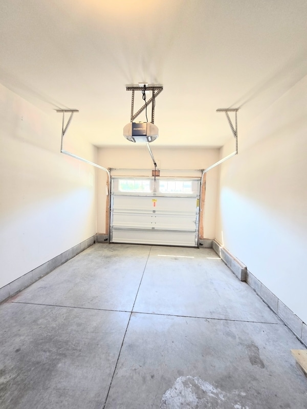 Building Photo - 5237 Lombard St