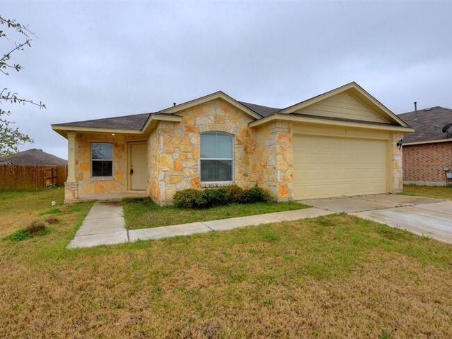 Building Photo - BEAUTIFUL 4 BEDROOMS / 2 BATH HOME IN HUNTER'S CROSSING
