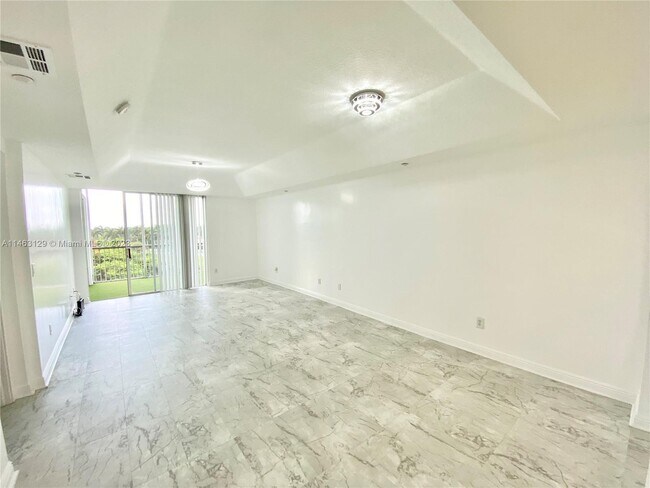 Building Photo - 10770 NW 66th St