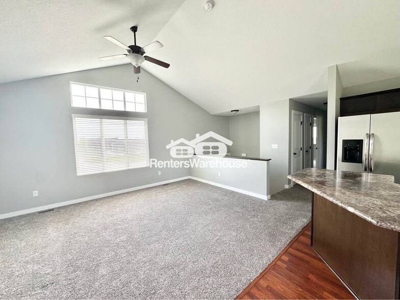 Building Photo - 645 Northview Dr