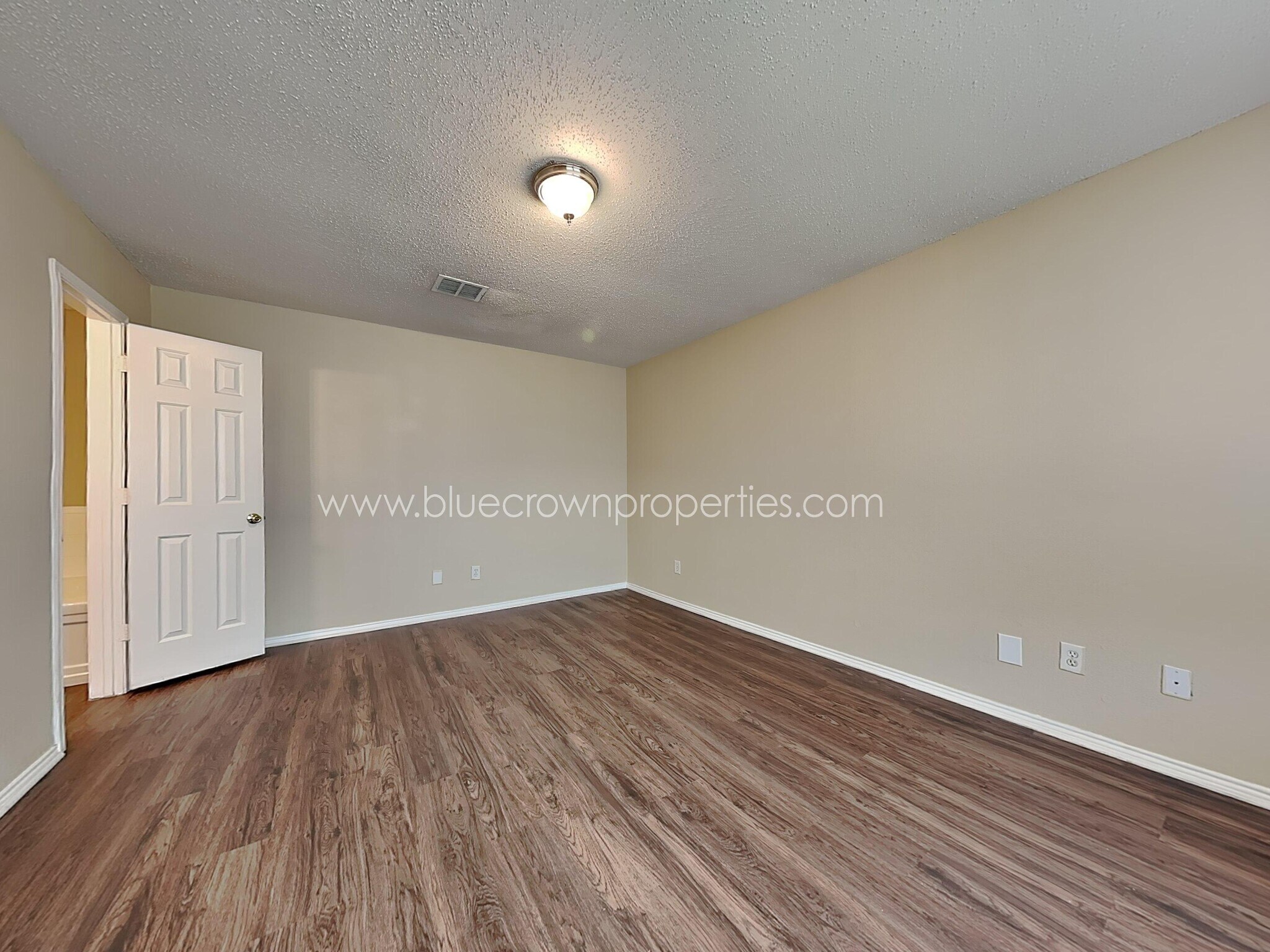 Building Photo - 1140 Single Tree Dr