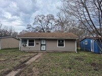 Building Photo - 3326 Delaware St