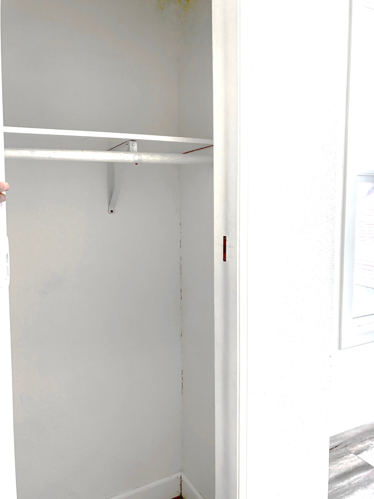 Building Photo - 158 E 35th St