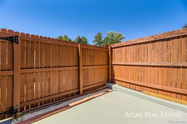 Building Photo - 5828 S Pearl St