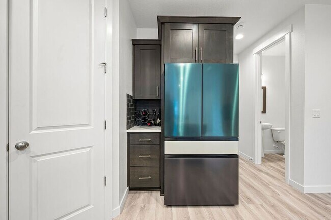 Building Photo - 18006 NE 47th Ave