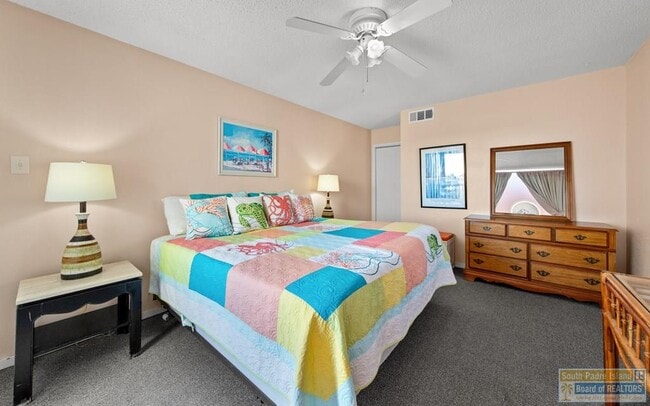 Building Photo - 6201 Padre Blvd