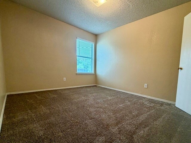 Building Photo - 12333 Silver Mist Trail