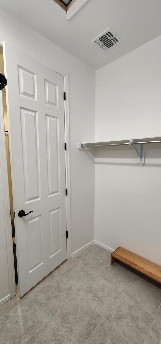 Building Photo - 21572 Treasure Rd