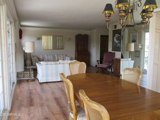 Building Photo - 5042 Llano Dr