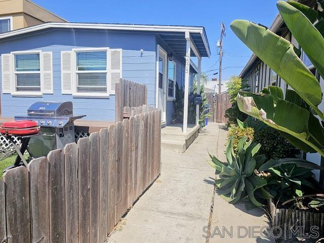 Building Photo - 4675 35th St