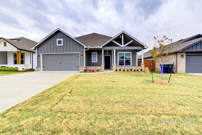 Building Photo - Move In Special! Relax In The Comfort of a...