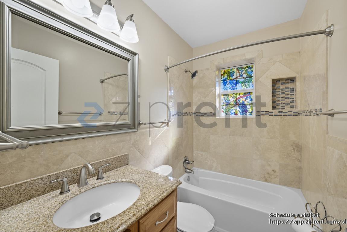 Building Photo - 888 Edgewood Ave NE